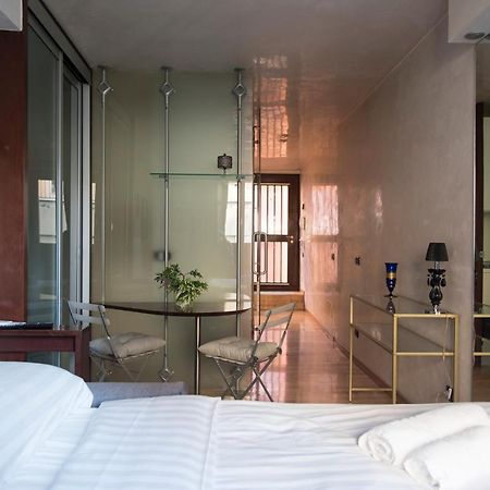 Youhosty - Duomo Studio Apartment ミラノ エクステリア 写真