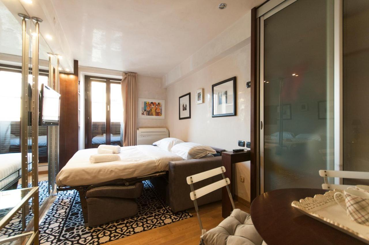 Youhosty - Duomo Studio Apartment ミラノ エクステリア 写真